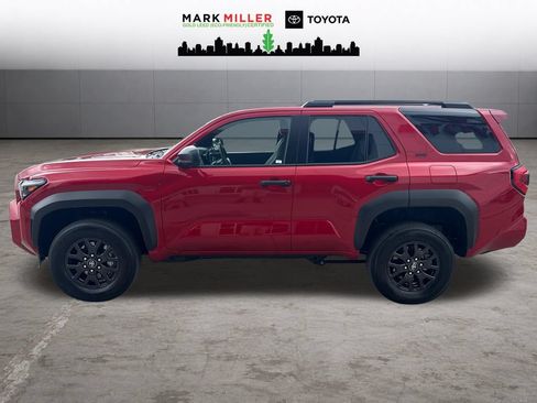 Certified 2025 Toyota 4Runner SR5 AWD/4WD image 2