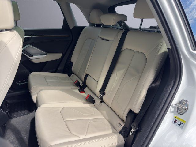 Used 2021 Audi Q3 2.0T Premium Plus w/ Premium Plus Package AWD/4WD image 21
