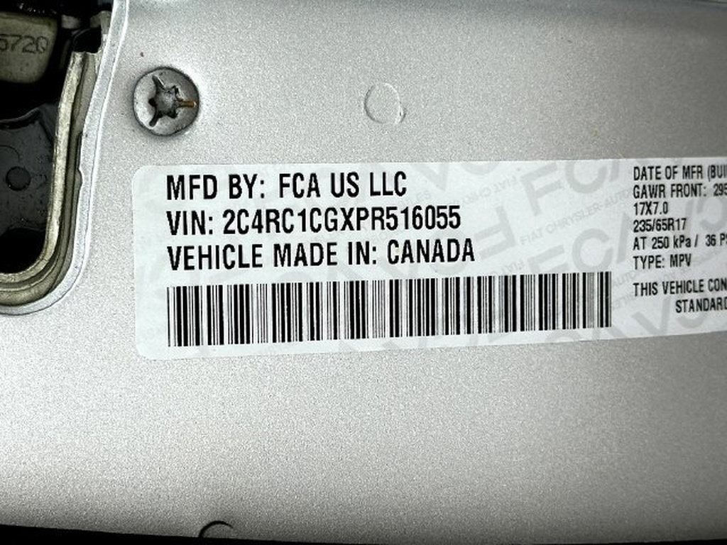 Used 2023 Chrysler Voyager LX FWD image 33