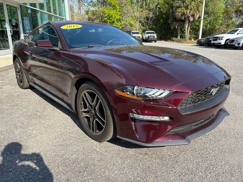 Used 2018 Ford Mustang Premium image 7
