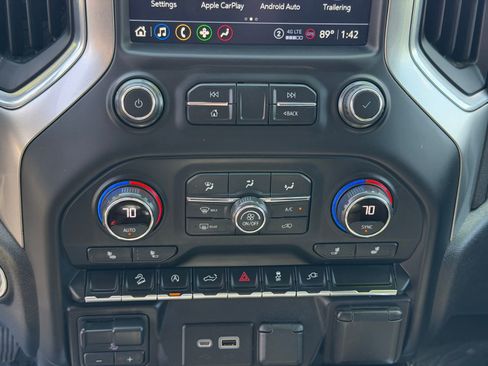 Used 2021 Chevrolet Silverado 1500 LT Trail Boss AWD/4WD image 22