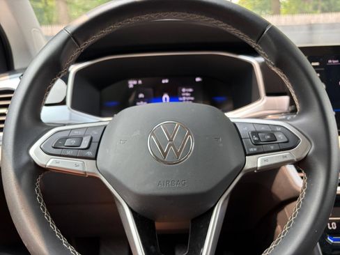 Used 2026 Volkswagen Taos SE AWD/4WD image 29