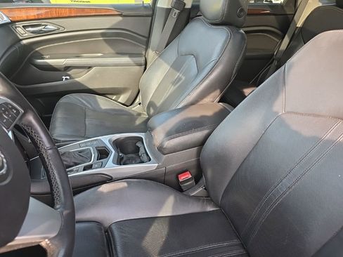 Used 2012 Cadillac SRX Luxury image 21