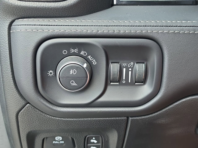 Used 2024 RAM 1500 Limited w/ Bed Utility Group AWD/4WD image 28