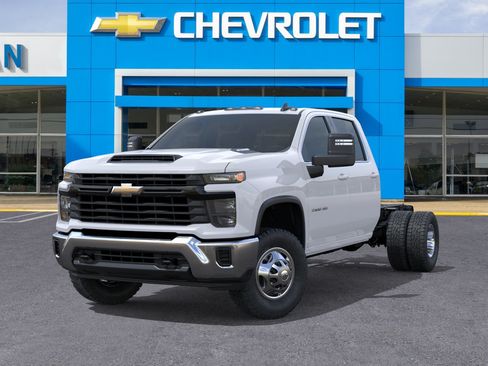 New 2026 Chevrolet Silverado 3500 W/T w/ WT Convenience Package AWD/4WD image 30
