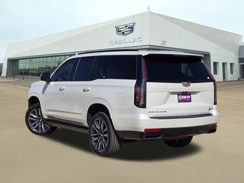 Used 2023 Cadillac Escalade Sport w/ Touring Package AWD/4WD image 4