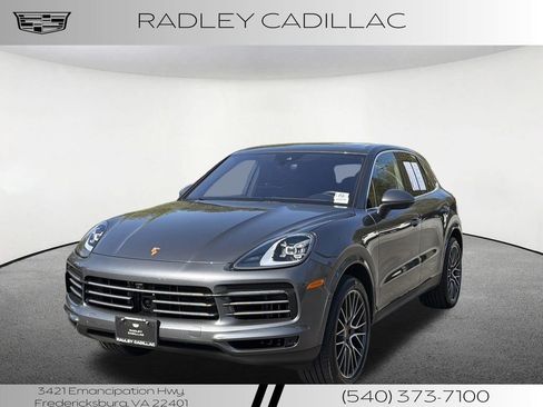 Used 2023 Porsche Cayenne AWD/4WD image 1