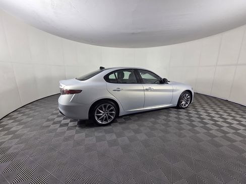 Used 2024 Alfa Romeo Giulia Ti image 32