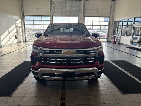 Used 2023 Chevrolet Silverado 1500 LTZ w/ Technology Package image 2