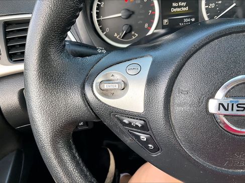 Used 2018 Nissan Sentra SV w/ Premium Package (P01) FWD image 24