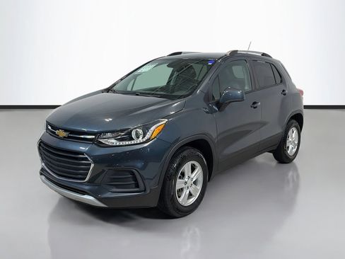 Used 2022 Chevrolet Trax LT w/ Driver Confidence Package AWD/4WD image 5