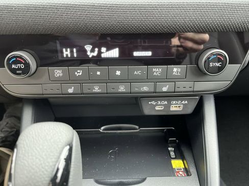 New 2026 Subaru Outback Premium image 19