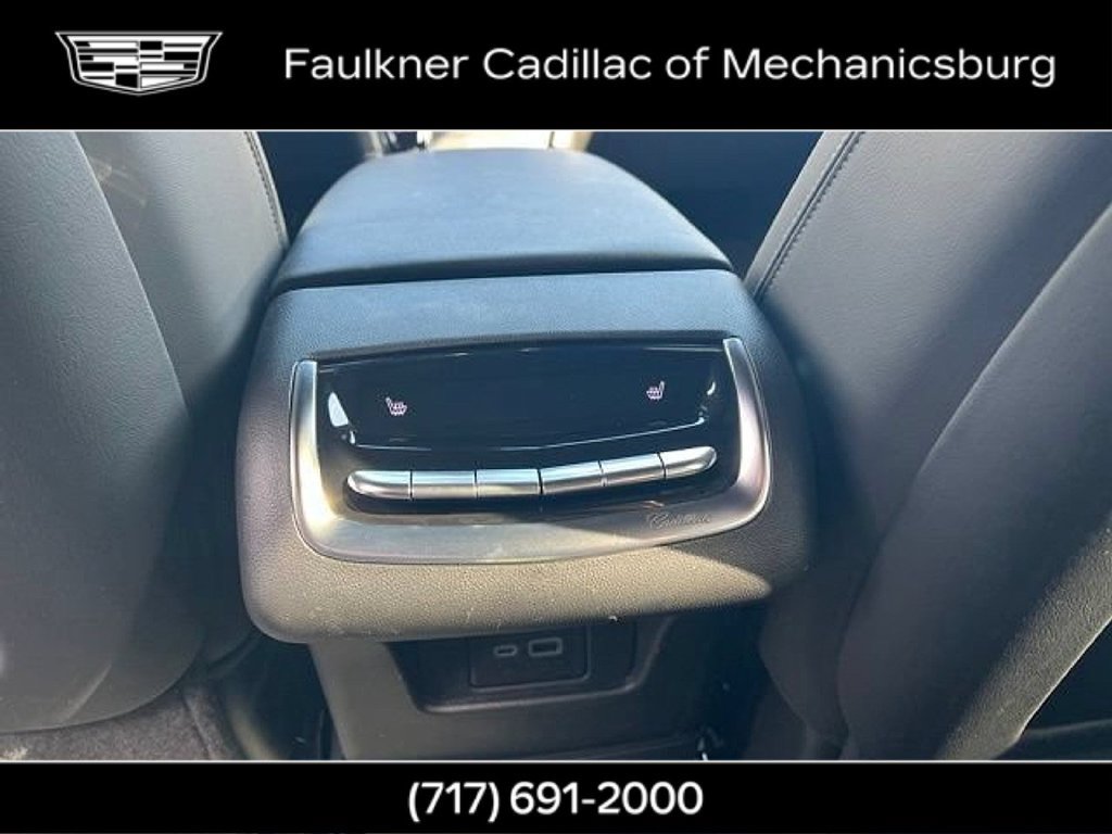 Used 2023 Cadillac XT6 Premium Luxury w/ LPO, Floor Liner Package AWD/4WD image 21
