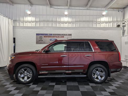 Used 2017 Chevrolet Tahoe LT w/ LT Signature Package AWD/4WD image 1
