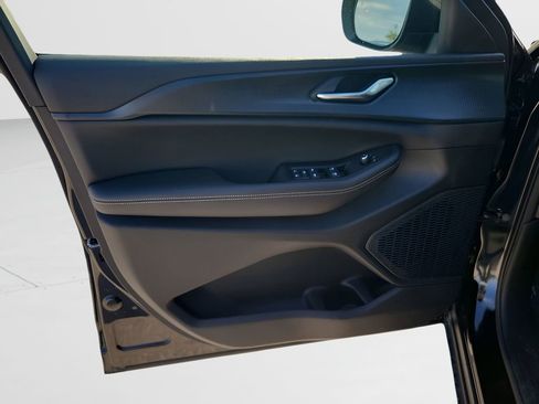 New 2025 Jeep Grand Cherokee Laredo X image 41