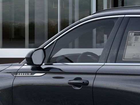 New 2026 Lincoln Corsair Premiere image 20
