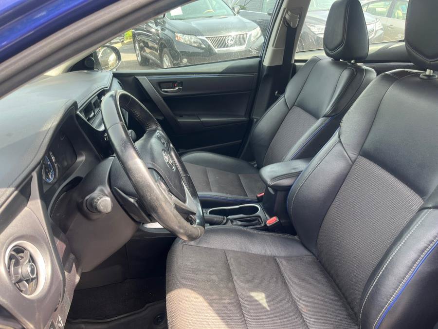 Used 2019 Toyota Corolla SE w/ Body Protection Package FWD image 14