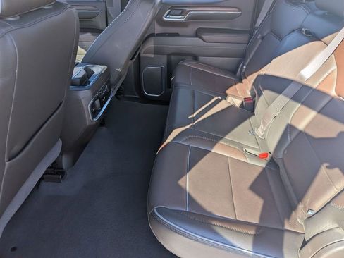 Used 2024 GMC Sierra 1500 Denali w/ Technology Package image 32