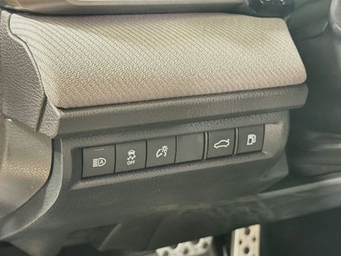 Used 2026 Toyota Camry SE w/ Multimedia Upgrade Package FWD image 11