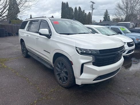 Used 2022 Chevrolet Suburban RST w/ Luxury Package image 1