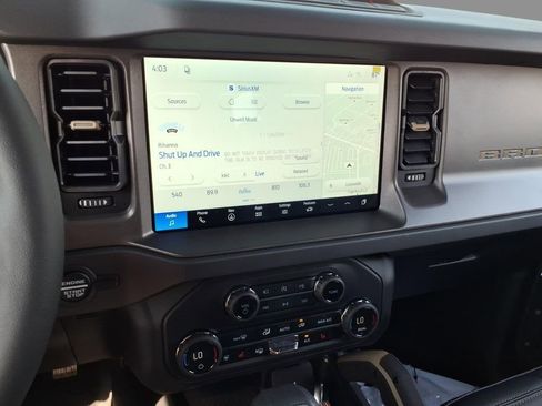 New 2026 Ford Bronco Badlands image 25