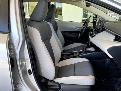 Certified 2023 Toyota Corolla LE image 29