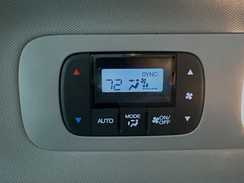 Used 2015 Honda Odyssey EX-L image 25