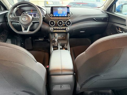 Used 2024 Nissan Sentra SV image 11