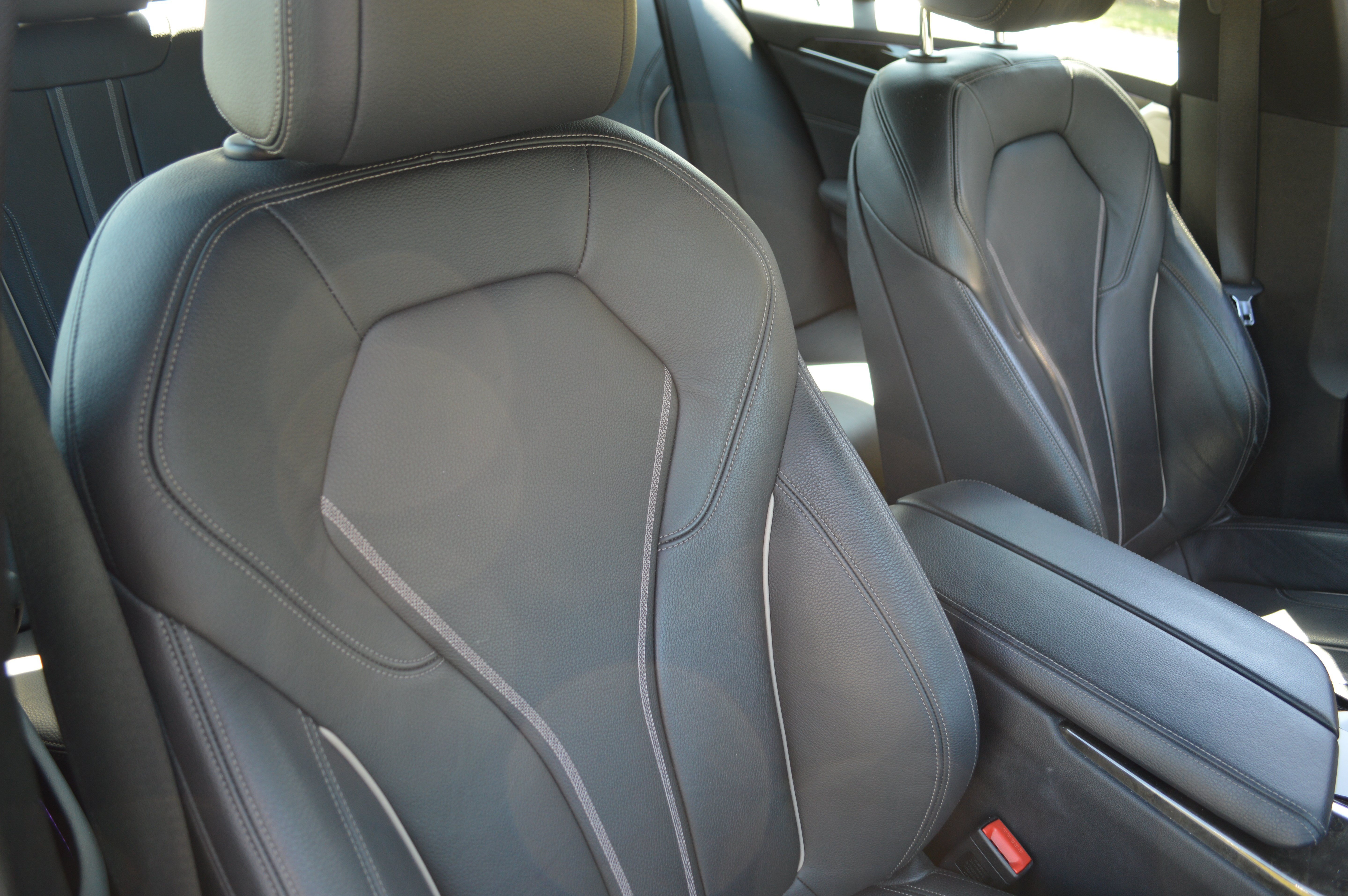 Used 2019 BMW 540i RWD image 38