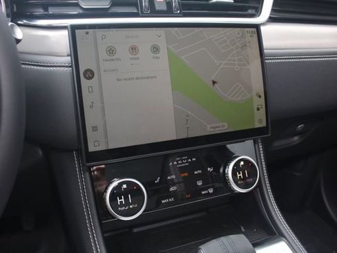 New 2026 Jaguar F-PACE R-Dynamic S image 16