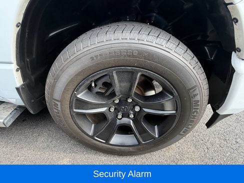 Used 2023 RAM 1500 Big Horn AWD/4WD image 17