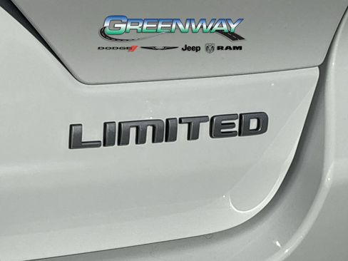 New 2025 Jeep Grand Cherokee Limited image 31