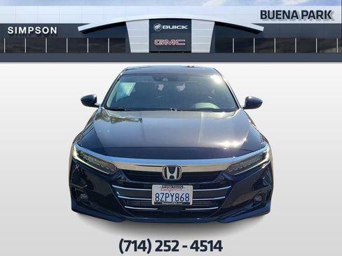 Used 2021 Honda Accord Touring image 3