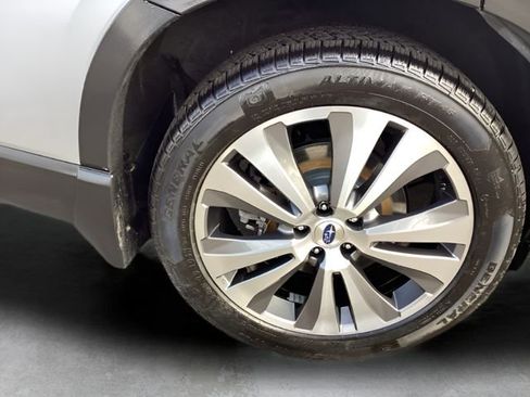 Used 2022 Subaru Ascent Limited w/ Technology Package image 30