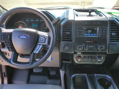Used 2017 Ford F150 XLT AWD/4WD image 25