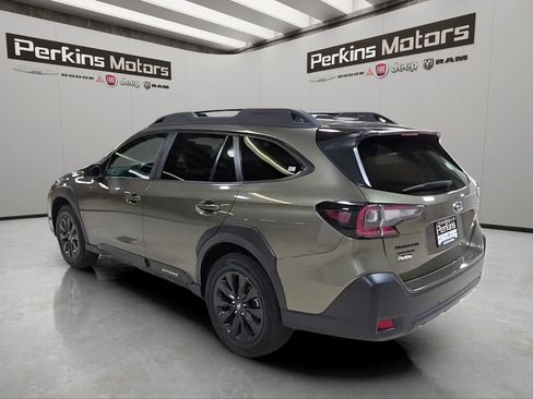 Used 2025 Subaru Outback Onyx Edition AWD/4WD image 3