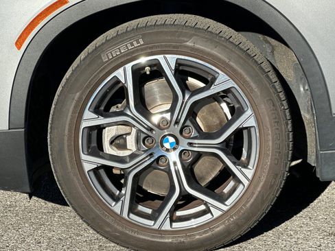 Used 2023 BMW X2 sDrive28i w/ Convenience Package FWD image 12