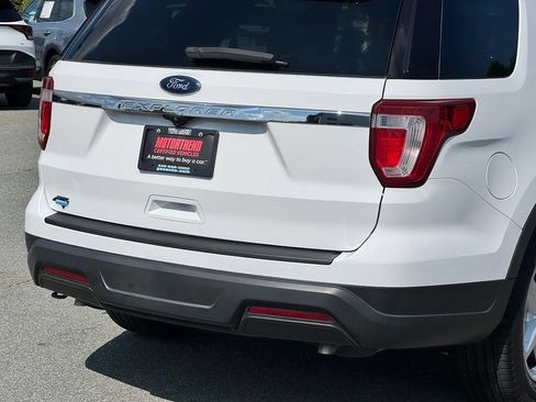 Used 2018 Ford Explorer FWD image 34