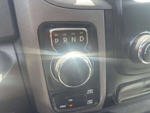 Used 2017 RAM 1500 Express w/ Express Value Package AWD/4WD image 16