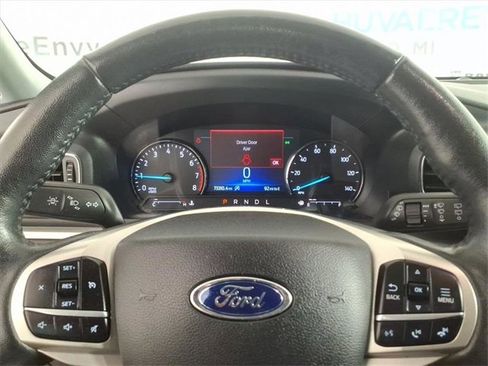 Used 2021 Ford Explorer XLT w/ Equipment Group 202A image 25