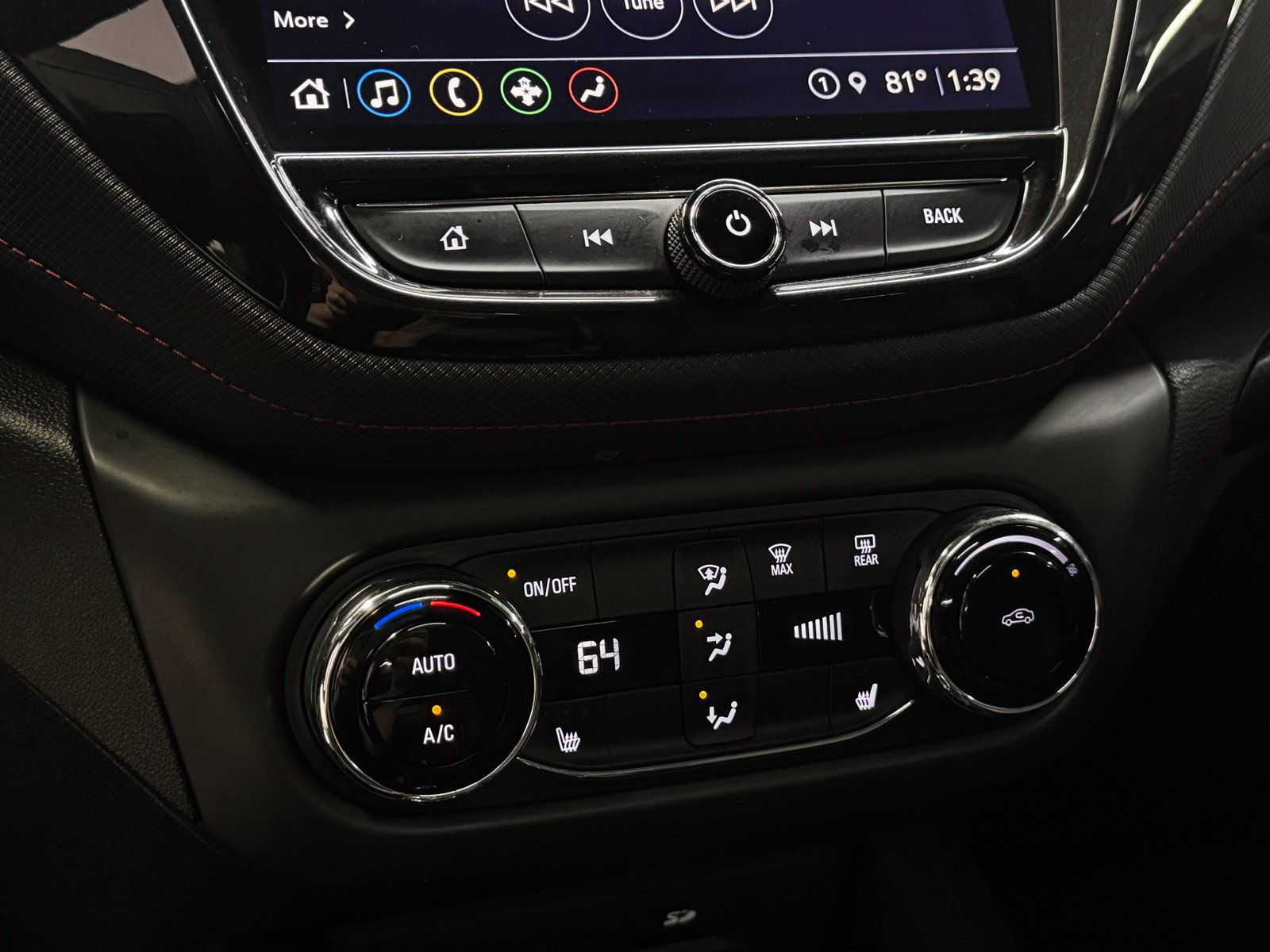Used 2021 Chevrolet TrailBlazer RS w/ Sun and Liftgate Package FWD image 18