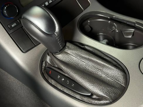 Used 2007 Chevrolet Corvette Coupe RWD image 24