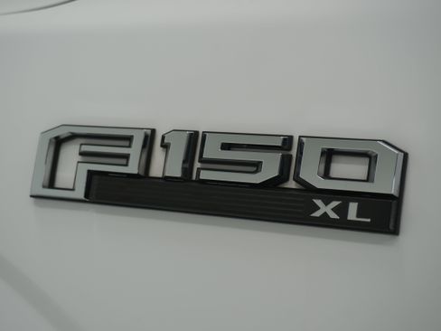 Used 2019 Ford F150 XL w/ Equipment Group 101A Mid AWD/4WD image 8