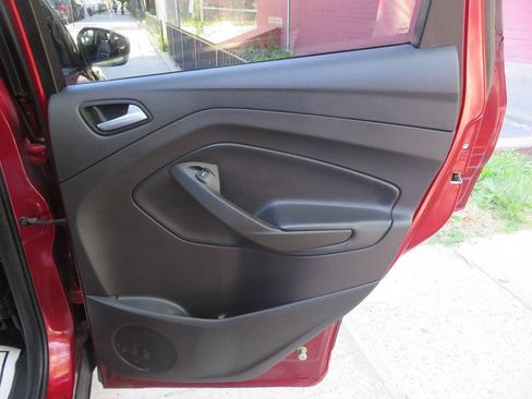 Used 2018 Ford Escape SEL AWD/4WD image 32
