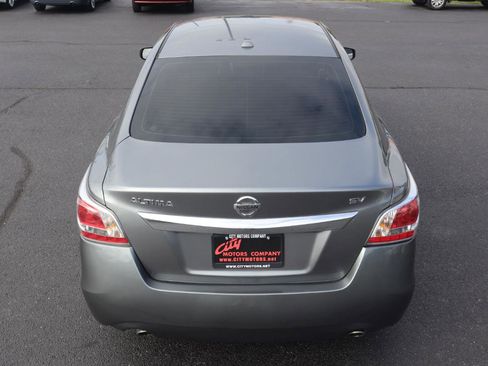 Used 2015 Nissan Altima 2.5 SV FWD image 7