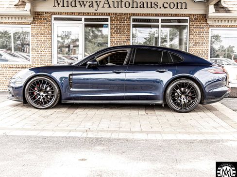 Used 2018 Porsche Panamera 4 image 6