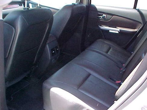 Used 2013 Ford Edge Limited AWD/4WD image 9