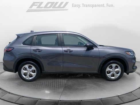 Used 2023 Honda HR-V LX image 10