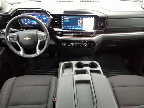 Certified 2024 Chevrolet Silverado 1500 LT image 12