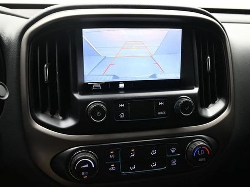 Used 2020 Chevrolet Colorado Z71 AWD/4WD image 7